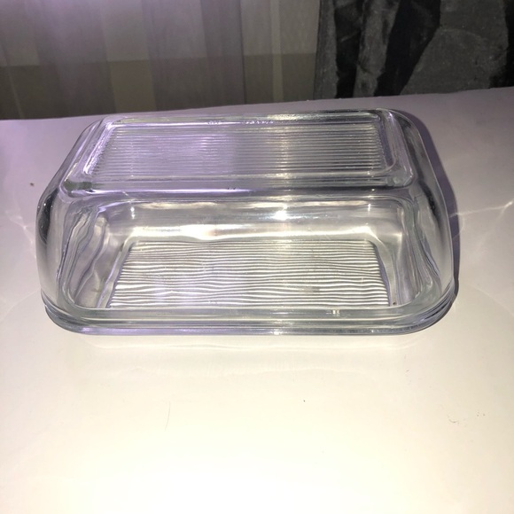 COPY - Arc France vintage glass butter dish with ribbed button- holds 1 pd of b… - Picture 5 of 6